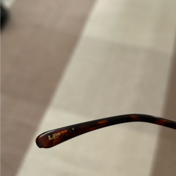Levi's Gold Frame Sunglasses with Black Lenses - Picture 5 of 5